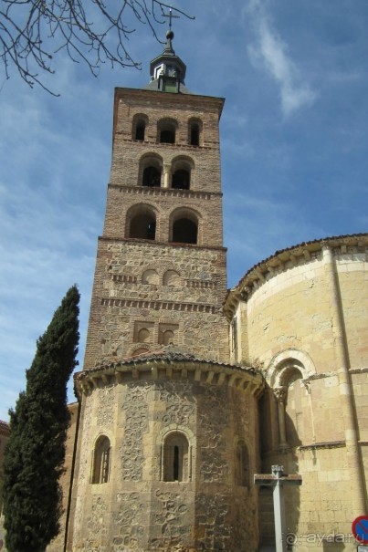 Plaza de la Merced - церковь san Andres