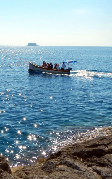 Заповедный остров Филфла на горизонте