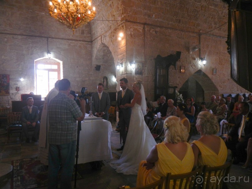 Свадьба в церкови св. Кирияки