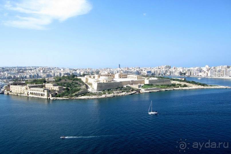 Вид на остров Маноэль из парка Гастингса