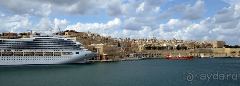 Вид на Валлетту из форта св.Михаила