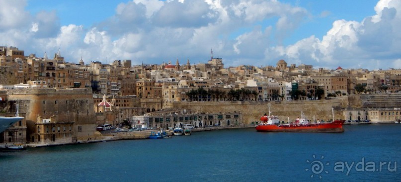 Вид на Валлетту из форта св.Михаила