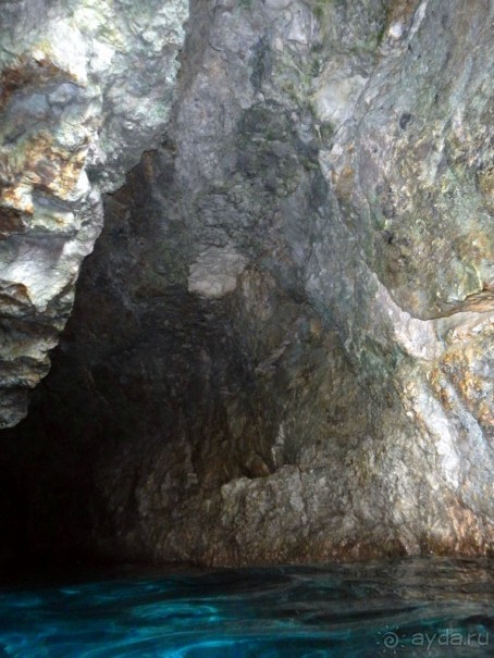 Комино - грот