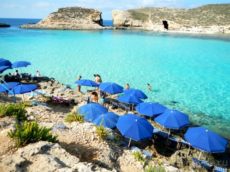 Комино - Голубая лагуна