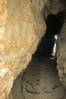 Комино - грот, тут кто-то уже был...