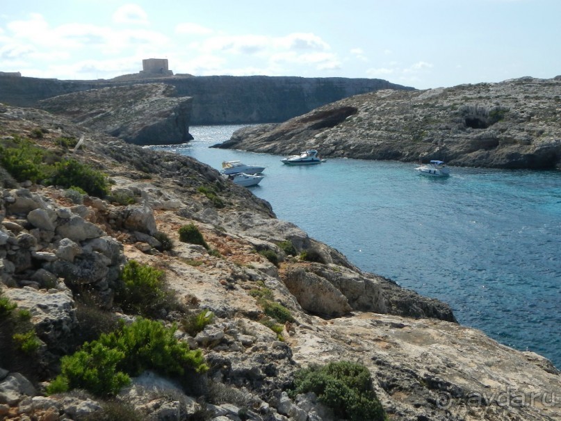 Комино - Белая башня с батареей