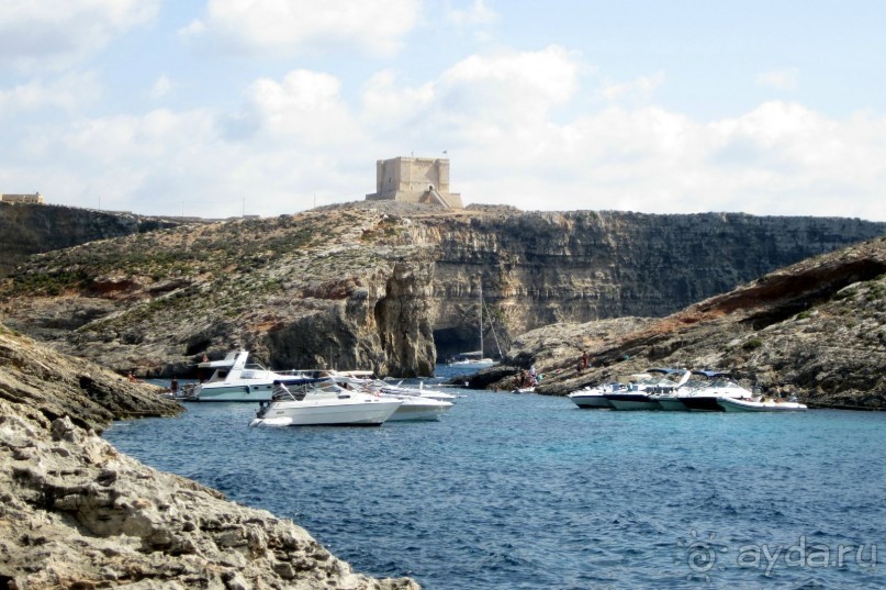 Комино - Белая башня с батареей