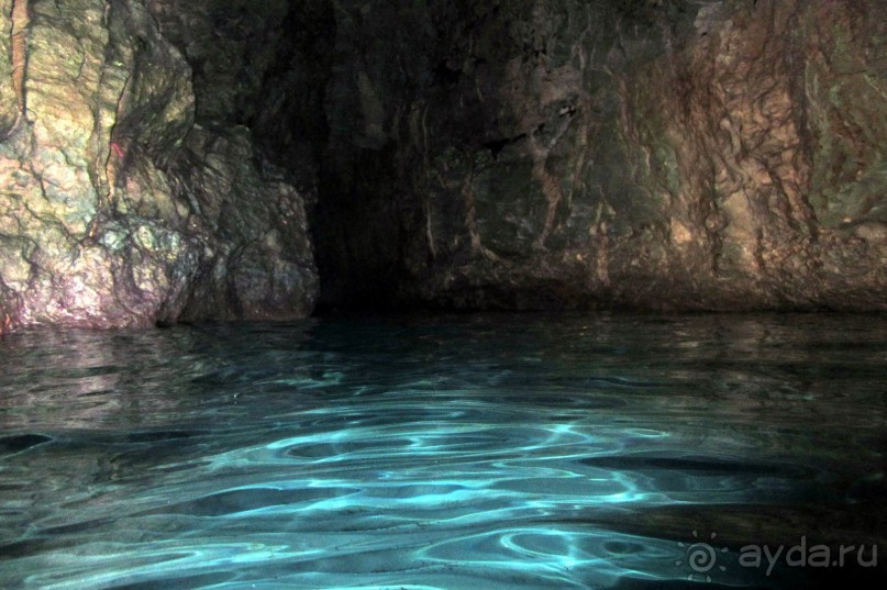 Комино - грот