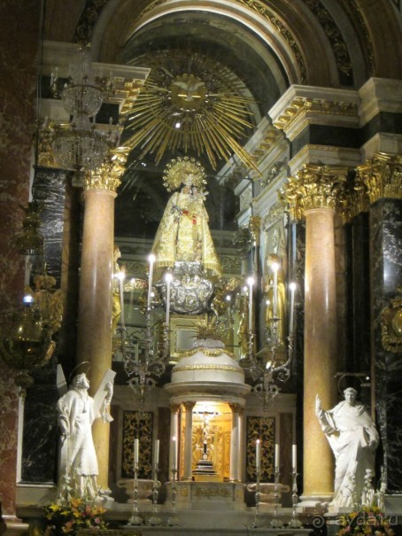 Basílica de la Virgen de los Desamparados