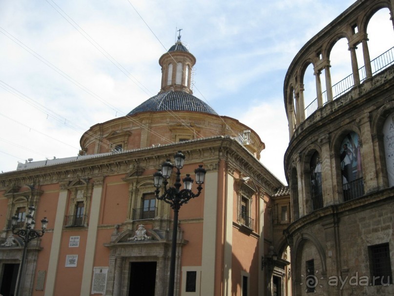 Basílica de la Virgen de los Desamparados