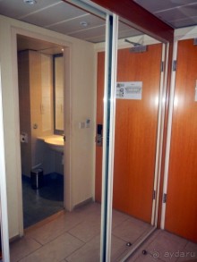 Нормальный отель, но далеко от "тусовочных" мест