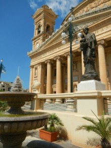 Моста -  Ротонда Успения Богородицы, детали