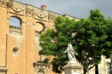 Нашшар - Церковь пресвятой Богородицы, детали