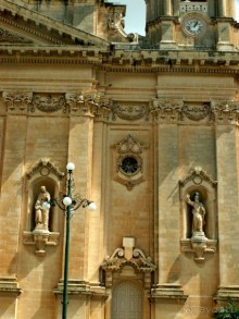 Нашшар - Церковь пресвятой Богородицы, детали