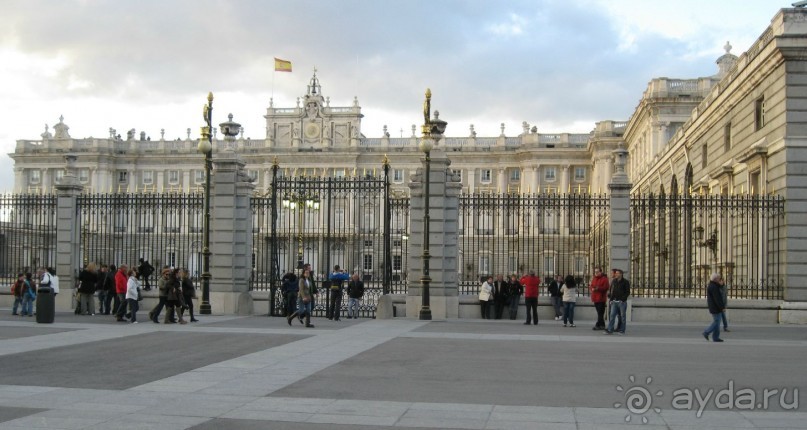 Королевский дворец