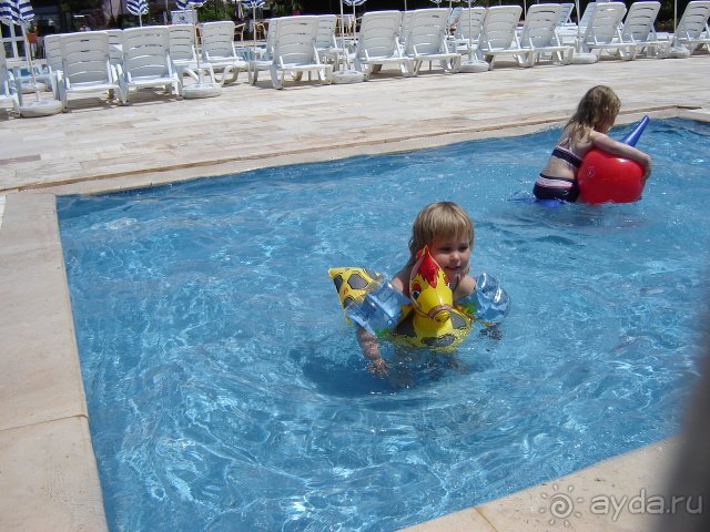 Детский бассейн