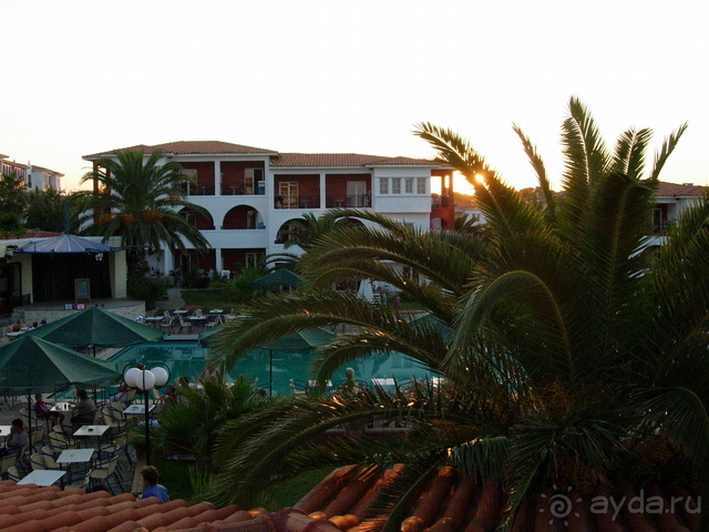 фото Aristoteles Beach