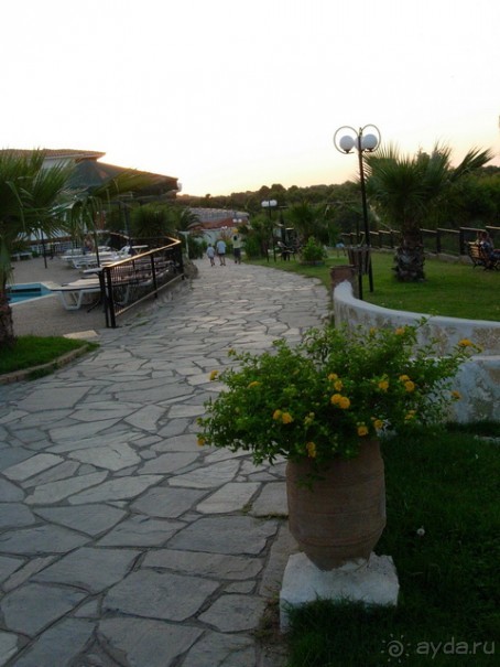 фото Aristoteles Beach