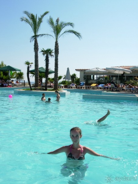 фото Aristoteles Beach