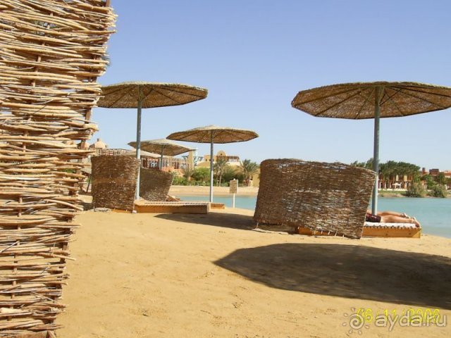 Пляж на канале