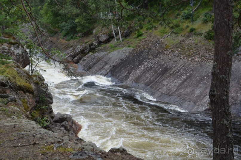 Ближайший отель по ту сторону границы