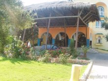 Вход в отель