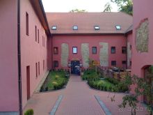 Вдали от всей жизни