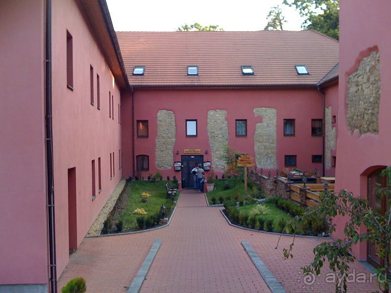 Вдали от всей жизни