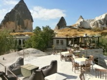 фото Travellers Cave Hotel