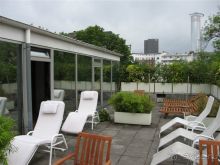 Веранда на открытом воздухе в оздоровительном центре