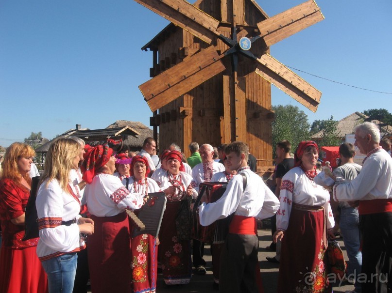 Украинский национальный праздник - Сорочинская ярмарка