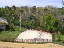 Детская площадка и кусочек дикой природы