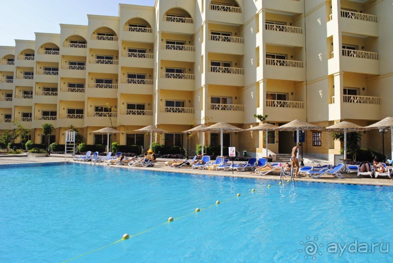 фото AMC Royal Hotel & Spa 