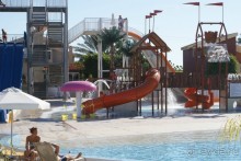 неплохой отель со своим аквапарком и прекрасной едой