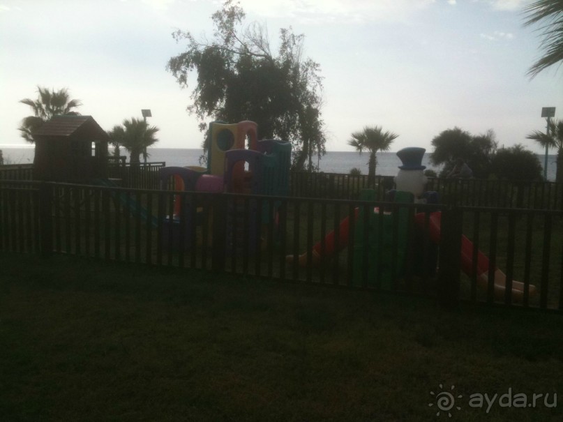 неплохой отель со своим аквапарком и прекрасной едой