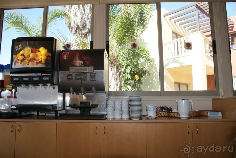 неплохой отель со своим аквапарком и прекрасной едой