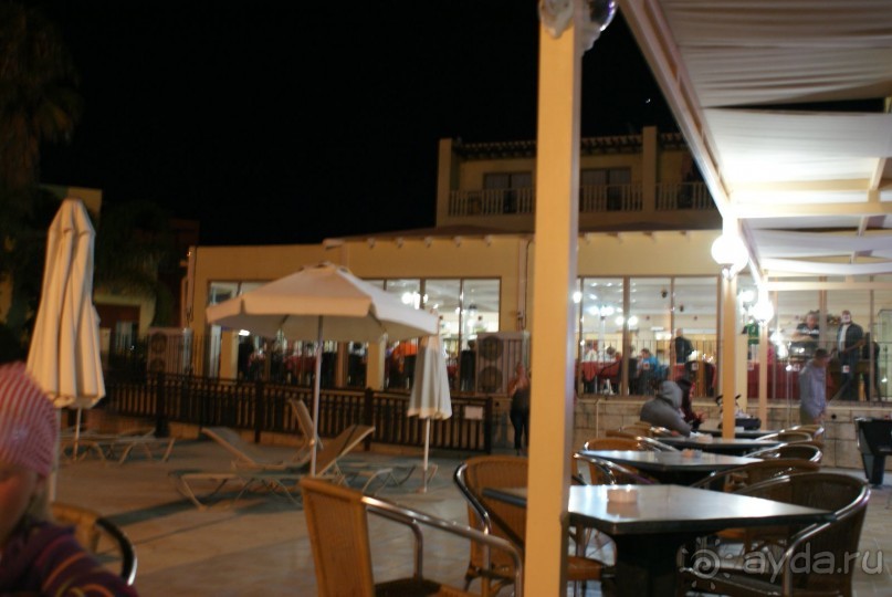 неплохой отель со своим аквапарком и прекрасной едой