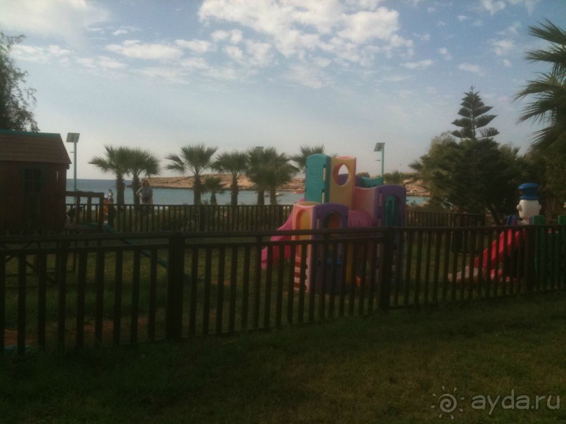 неплохой отель со своим аквапарком и прекрасной едой