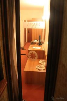 Только приехали, извините за бардачок