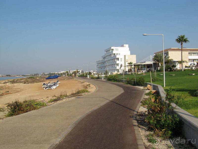 Хороший отель на берегу Средиземного моря