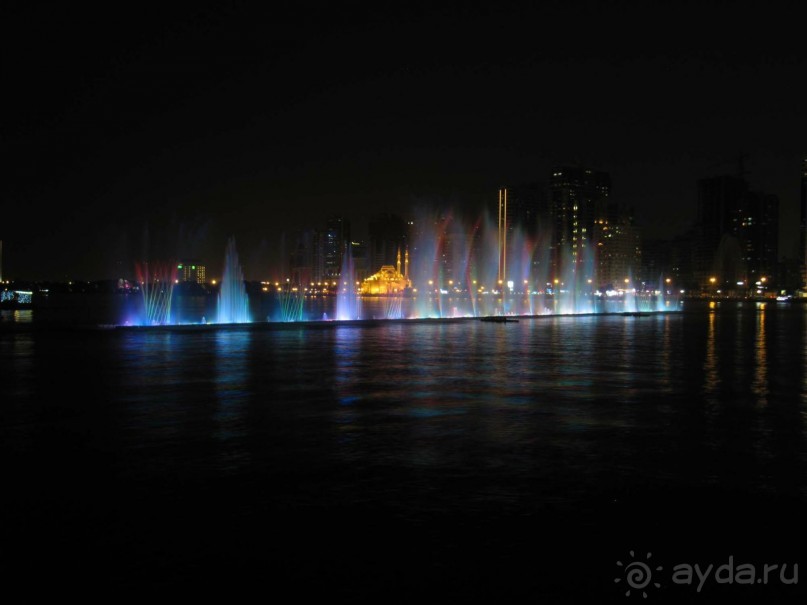 Вечерние фонтаны в лагуне - с 18:30 каждый вечер