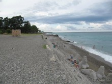 пляж слева от пансионата
