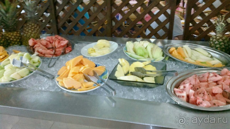 фото Holiday International Sharjah Hotel