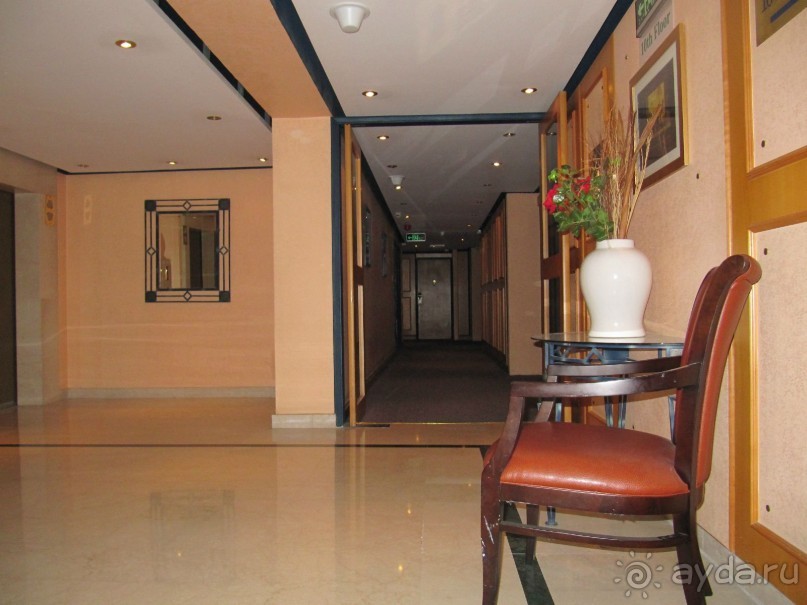 фото Holiday International Sharjah Hotel