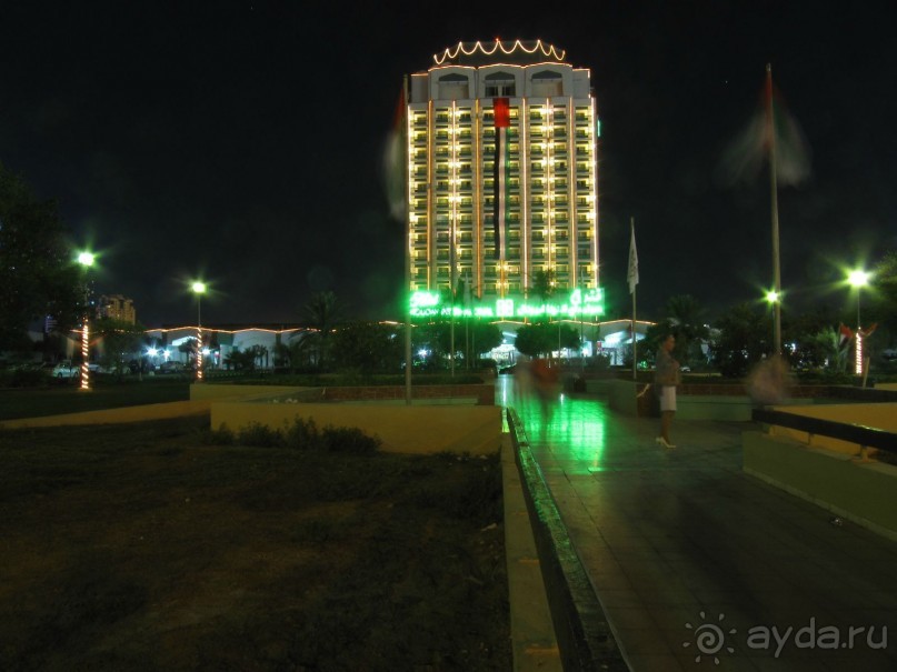 фото Holiday International Sharjah Hotel