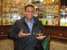 Магазин парфюмированых и лечебных масел у Аладдина