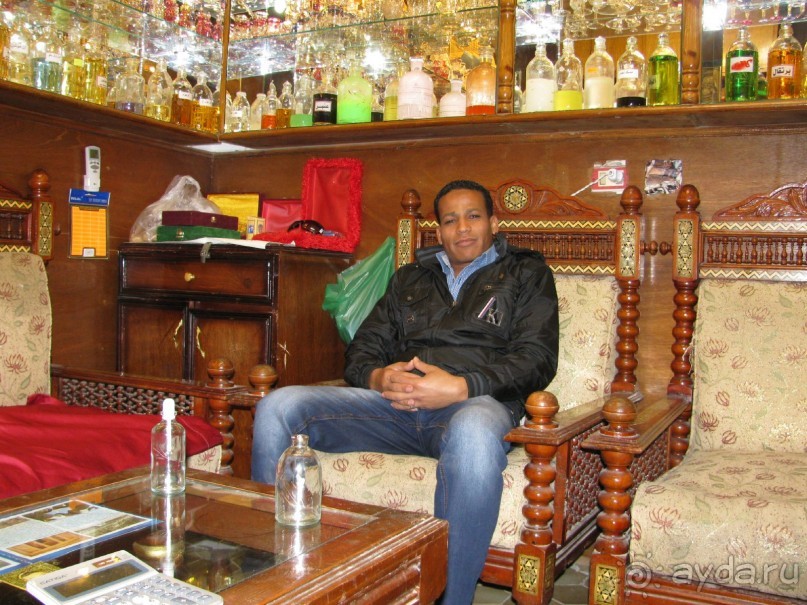 Магазин парфюмированых и лечебных масел у Аладдина