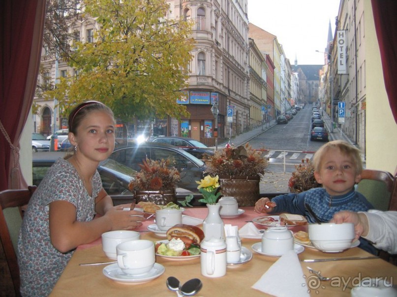 Уютный отель в недорогом районе Праги.