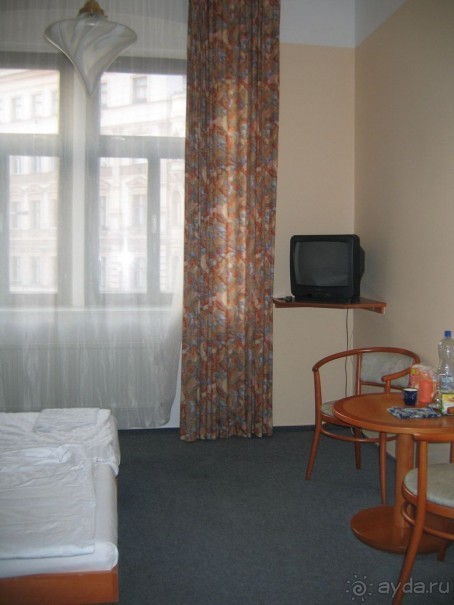 Уютный отель в недорогом районе Праги.