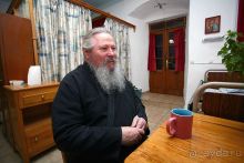 Отец Александр из Григориата. Человек с непростой судьбой, не утерявший веру в бога.